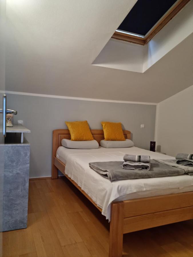 Appartments D&D Peroj Kültér fotó