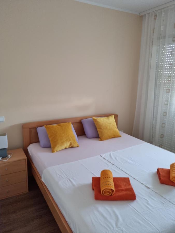 Appartments D&D Peroj Kültér fotó