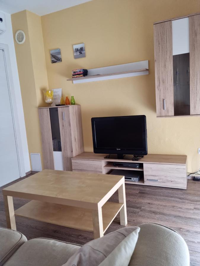 Appartments D&D Peroj Kültér fotó
