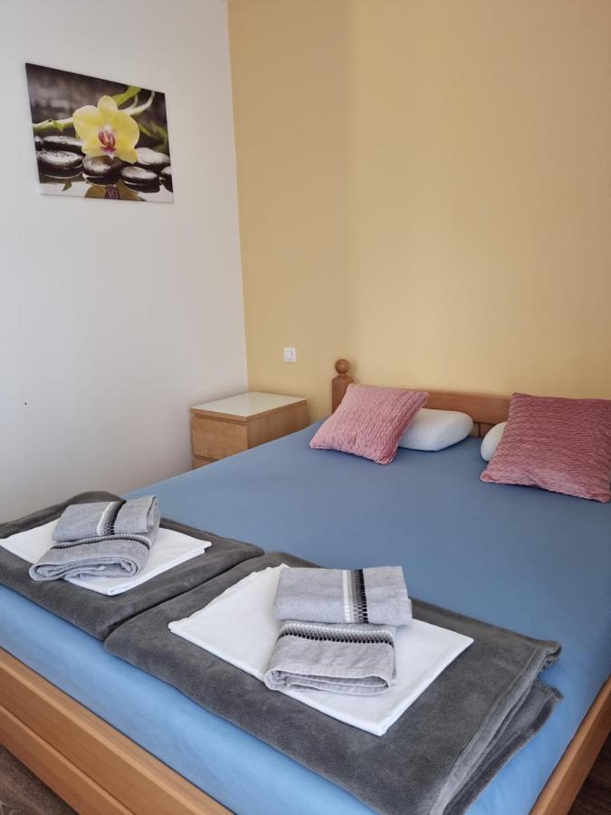 Appartments D&D Peroj Kültér fotó