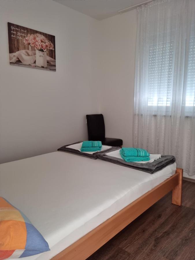 Appartments D&D Peroj Kültér fotó