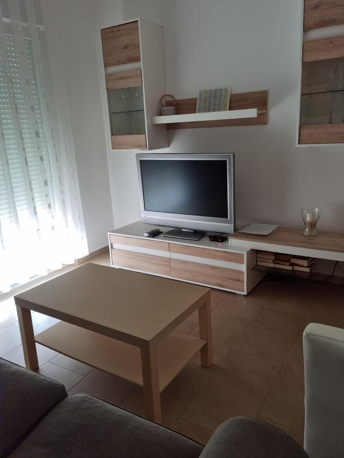Appartments D&D Peroj Kültér fotó